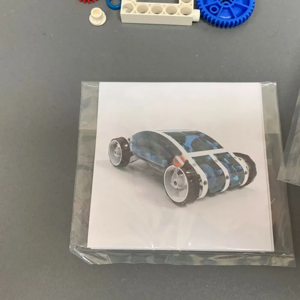 Thames & Kosmos smart car